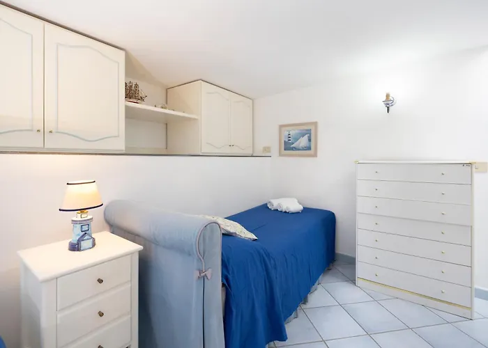 Caprigetaway - Sopramonte Apartment *