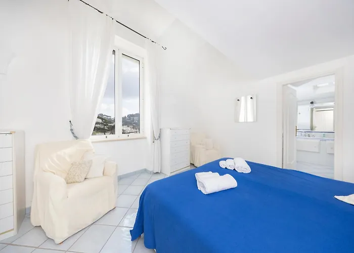 Caprigetaway - Sopramonte Apartment *