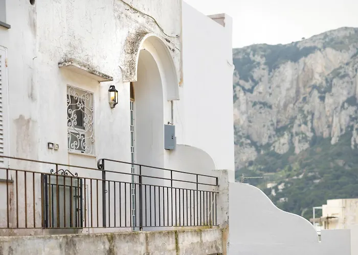 Apartment Caprigetaway - Sopramonte